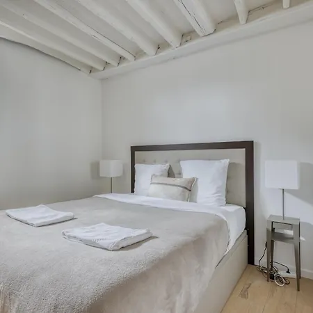 Apartment Tranquil Heaven Up To 4 Guests - Heart Of 07 Paris