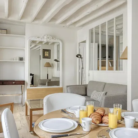 Tranquil Heaven Up To 4 Guests - Heart Of 07 Apartment