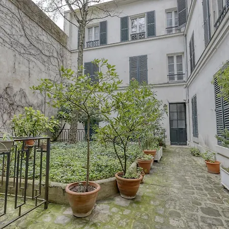 Tranquil Heaven Up To 4 Guests - Heart Of 07 Apartment