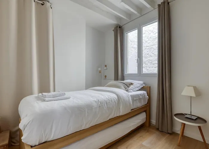 Tranquil Heaven Up To 4 Guests - Heart Of 07 Apartament Paryż